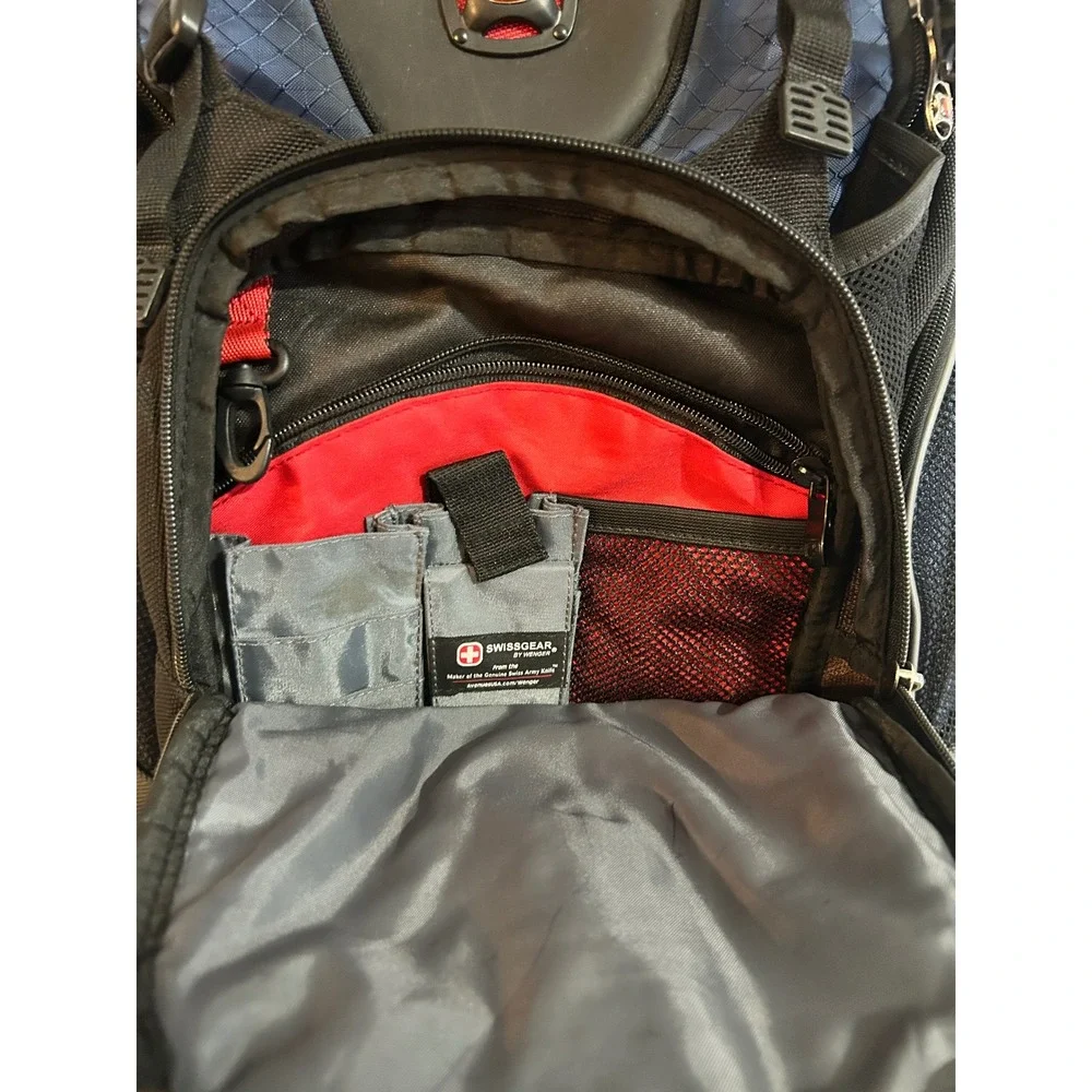 SwissGear by wenger